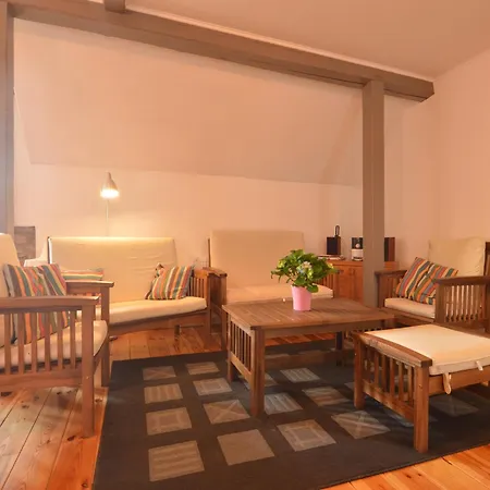 In Ardennes With Scenic Garden Apartament