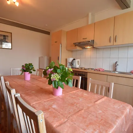 In Ardennes With Scenic Garden