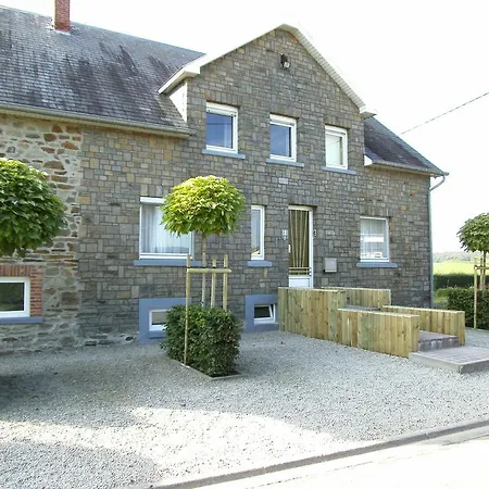Picturesque In Heppenbach With Terrace Apartamento